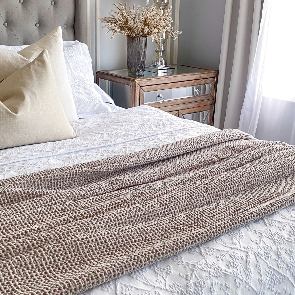 The Cloud Blanket Linen Chest