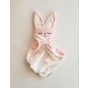 Veille sur toi Doudou pour bébé - Marguerite la lapine endormie