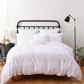 Jupe de sales lit linen chest
