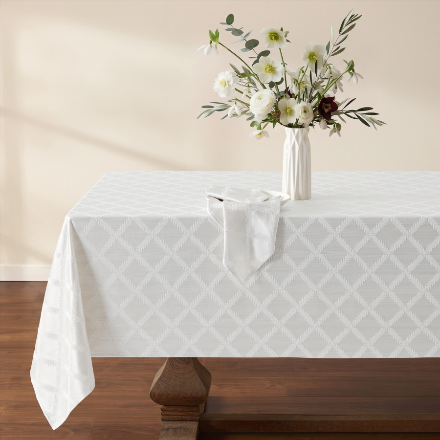 LaurelLeaf Tablecloth