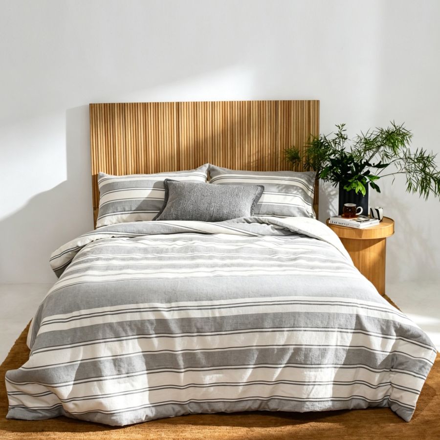 Virgil Comforter Set