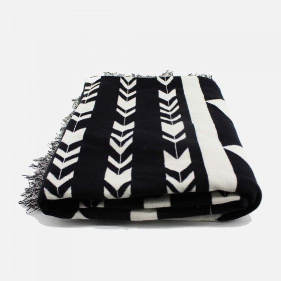 LINEN CHEST Reversible Camino Throw Black White 50 x60