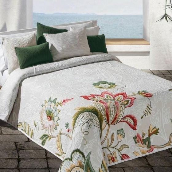 Mumbai Bedspread Set