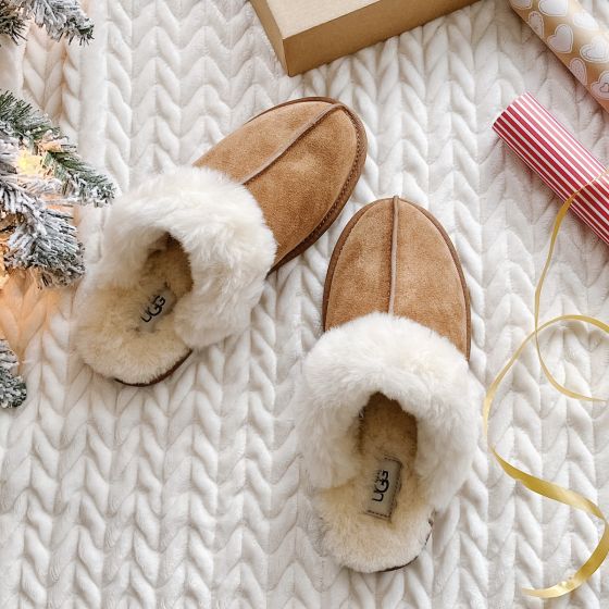 UGG Scuffette II Slippers Linen Chest Canada