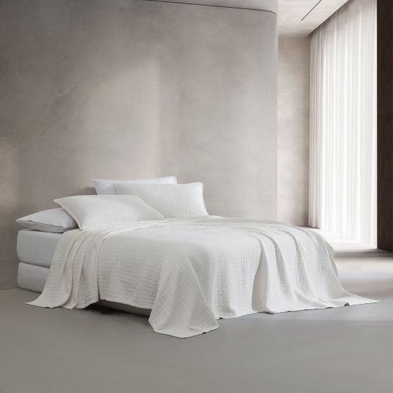 Dessus-de-lit matelassée par Calvin Klein