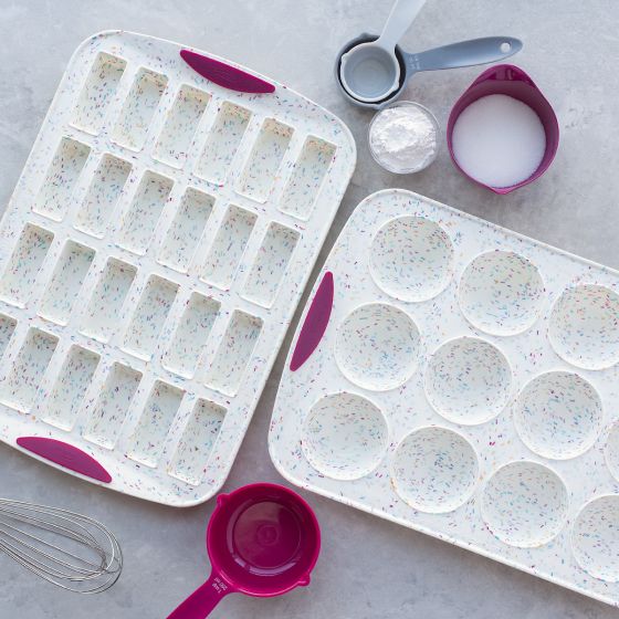 Trudeau Confetti Silicone Muffin Pan 12Cup Linen Chest