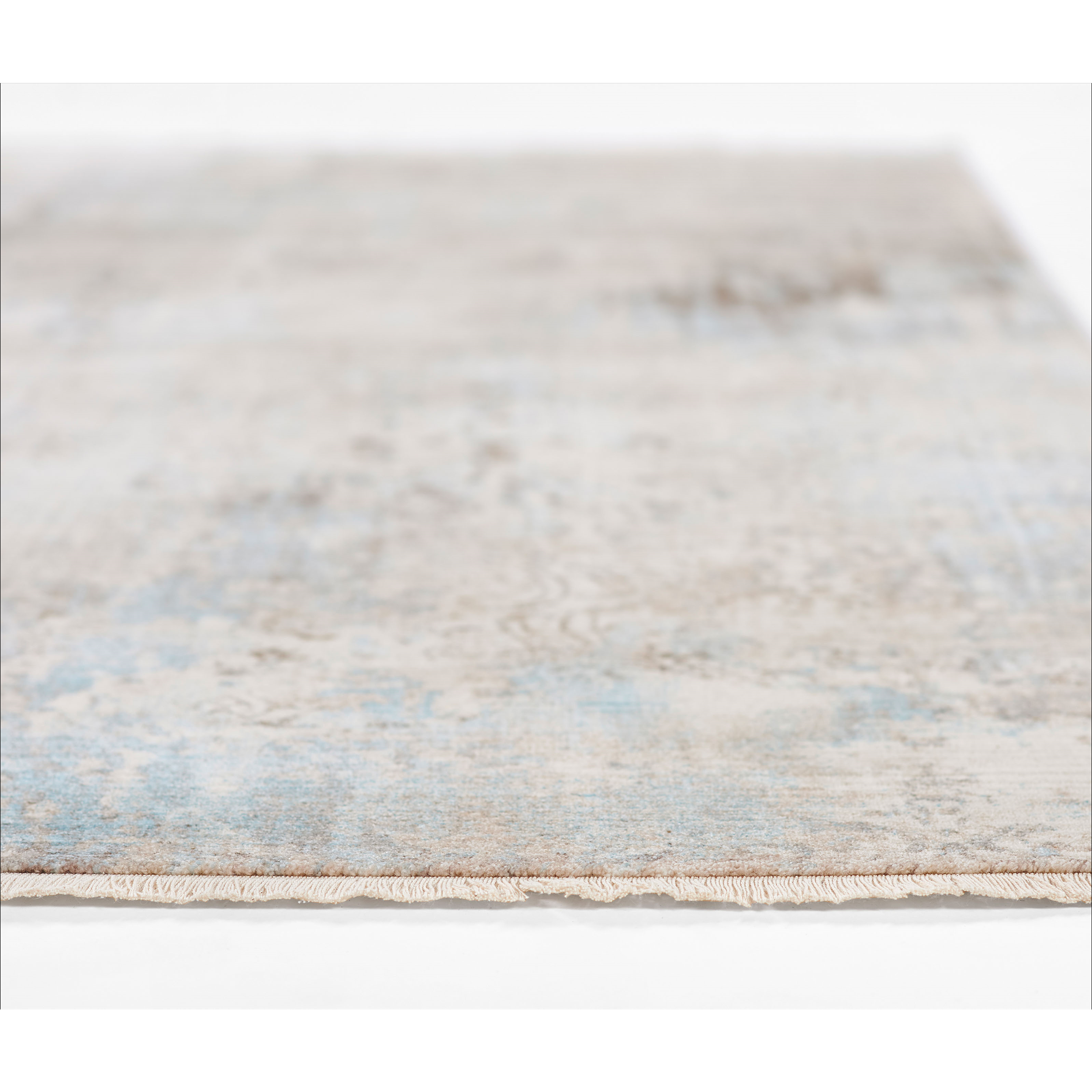 Malia Traditional Area Rug - Blue