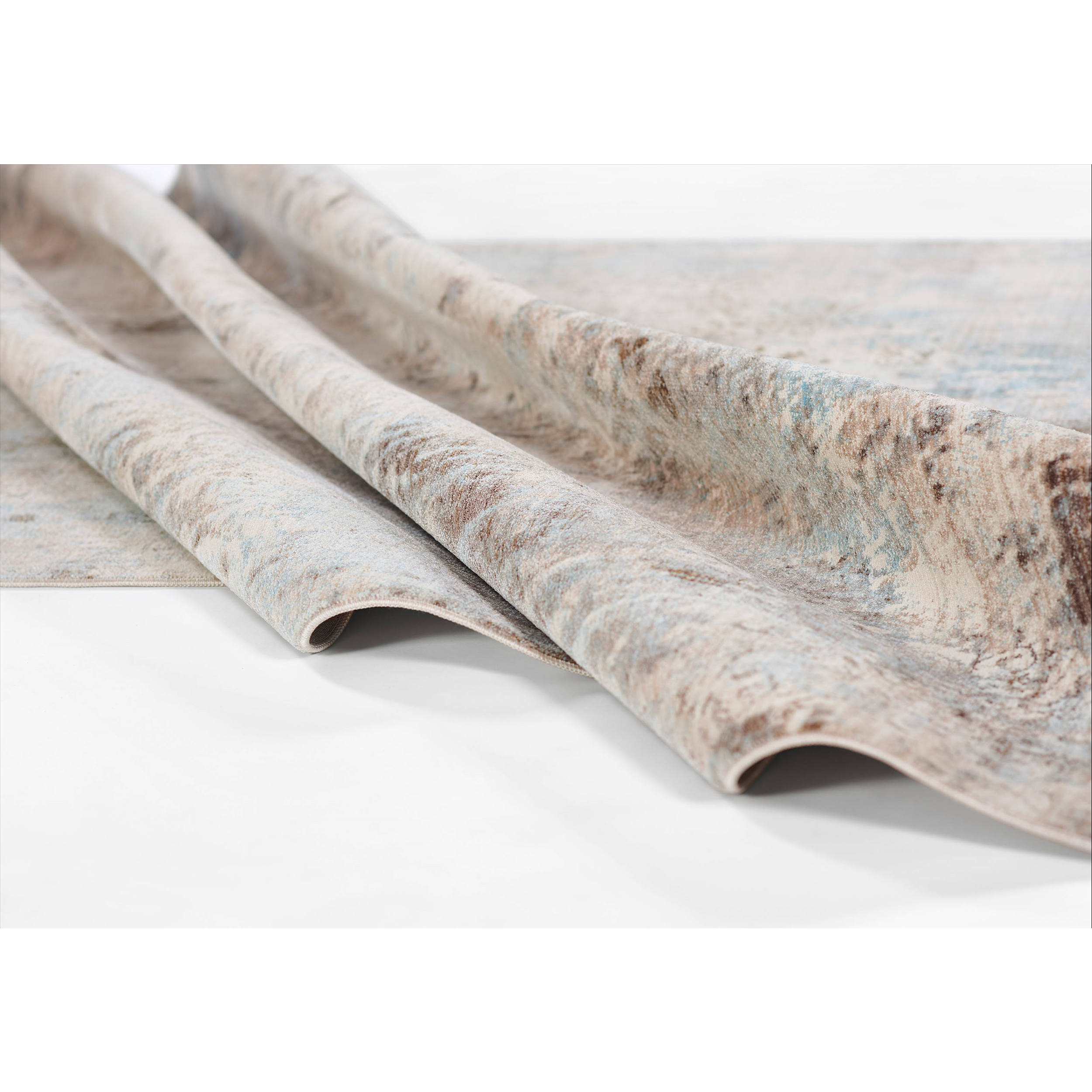 Malia Traditional Area Rug - Blue