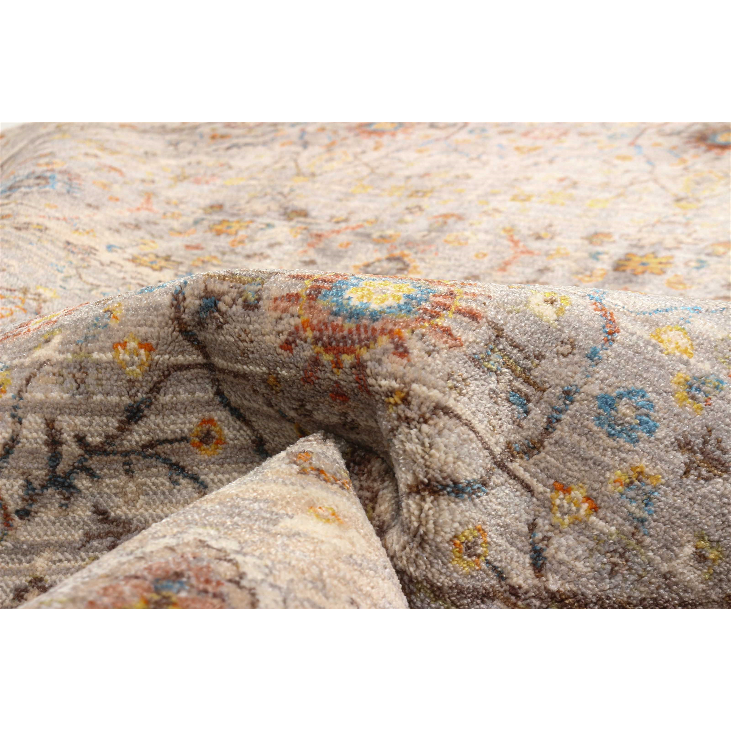 Zaina Traditional Area Rug - Grey