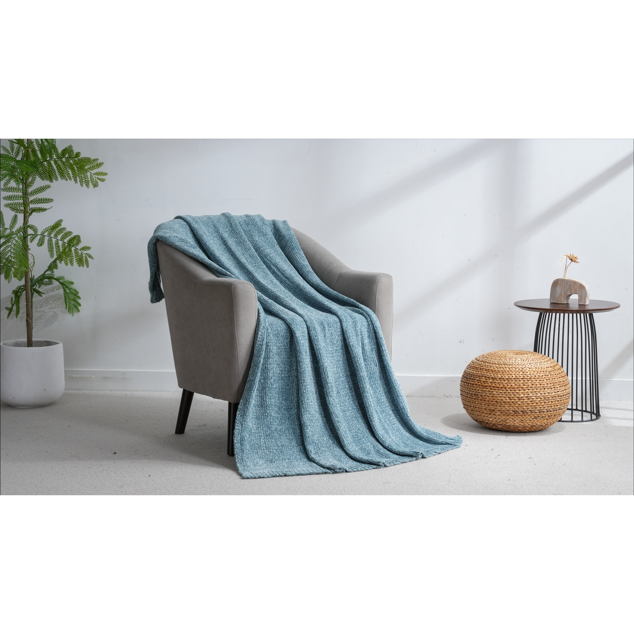 Chenille Throw - Icy Mint