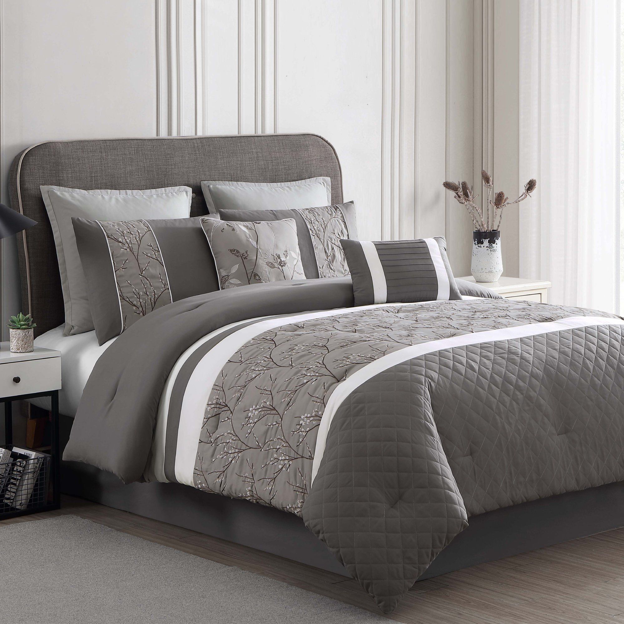 Wayton Comforter Set, 4 Pieces