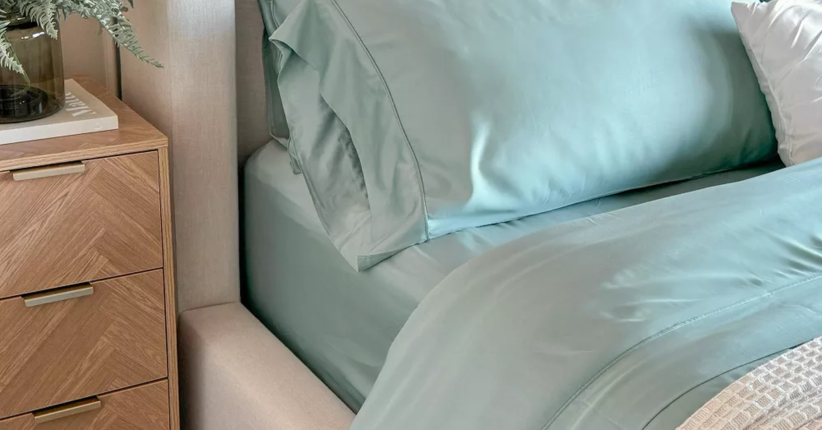 Comment avoir moins chaud la nuit : conseils et produits efficaces