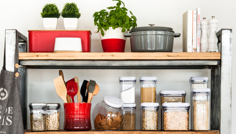 How to Set Up an Open Pantry Space